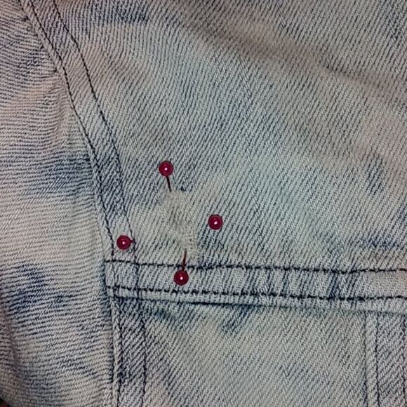 TR Levi's Positively Superior Acid Wash - EUC - Picture 7 of 7